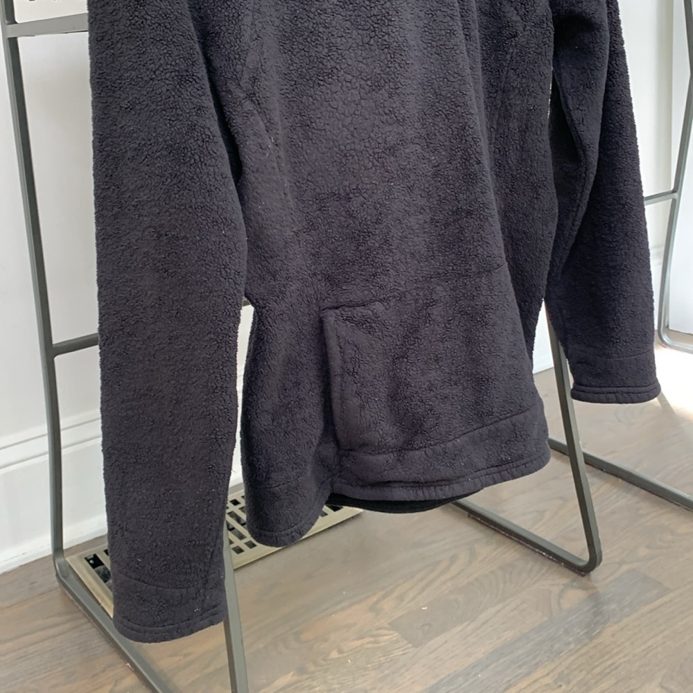 The NorthFace Fuzzy Fleece Pullover Sweater kangaroo Pockets Black Womenβs L - Picture 6 of 8